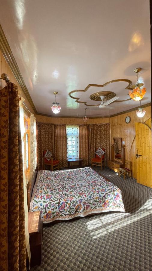 Dilaram Guest House Srīnagar Eksteriør billede