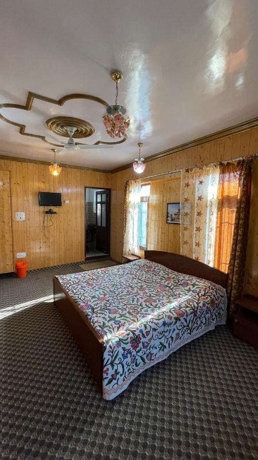 Dilaram Guest House Srīnagar Eksteriør billede